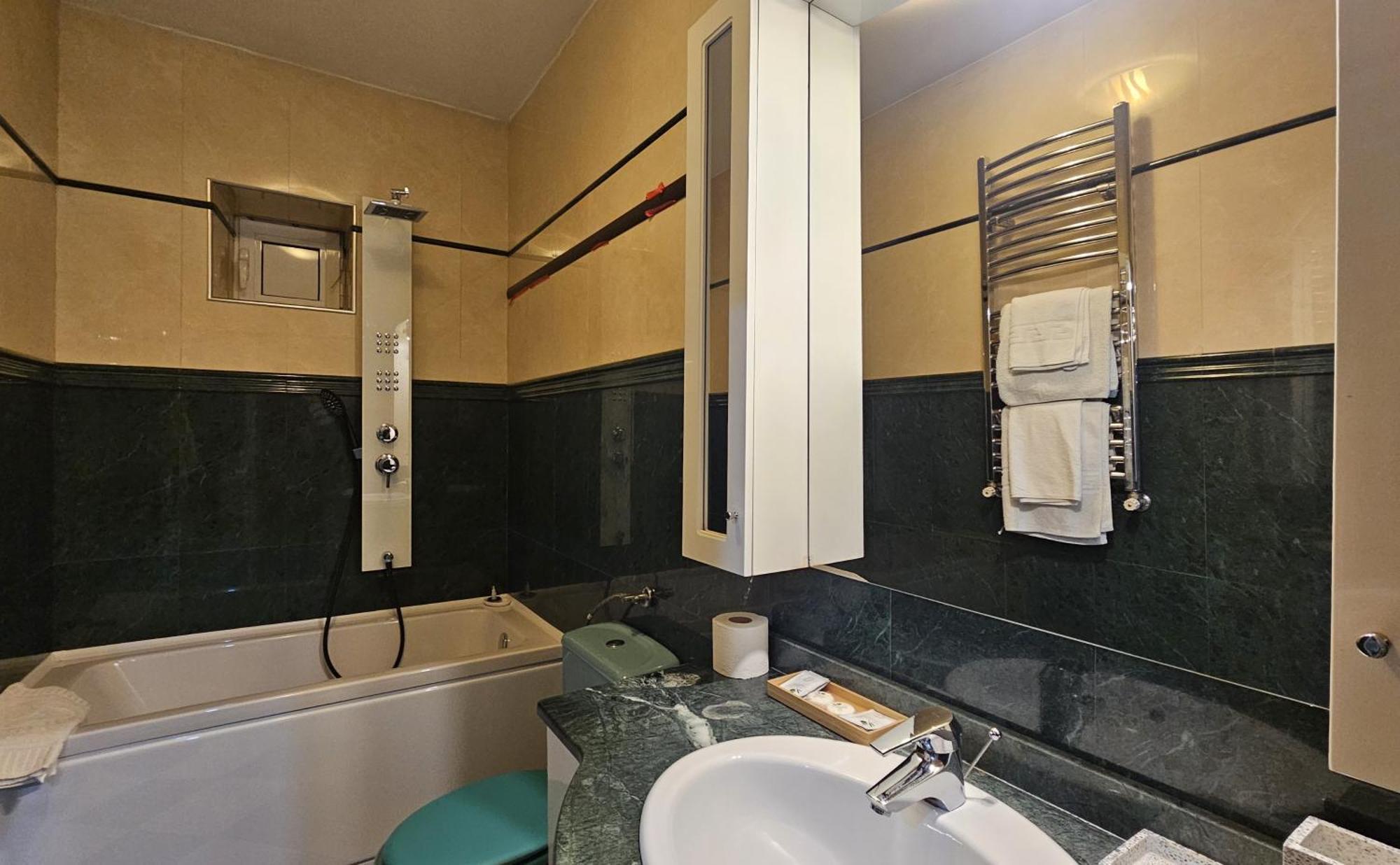 Simple Villa Rooms National Arena Self Check In Bükreş Dış mekan fotoğraf